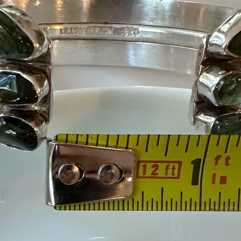 Lilly Barrack Sterling Open Faced Cuff Bracelet Green Gemstone End Caps, 14k - Picture 8 of 12